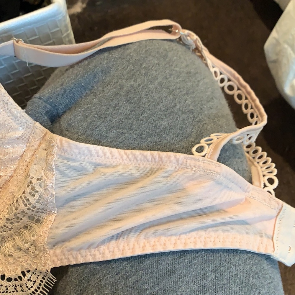 Lace bra - Picture 4 of 9